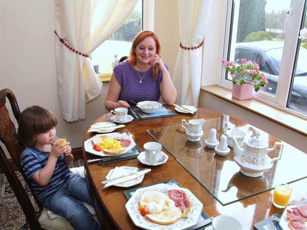 Launard House Килкенни Экстерьер фото